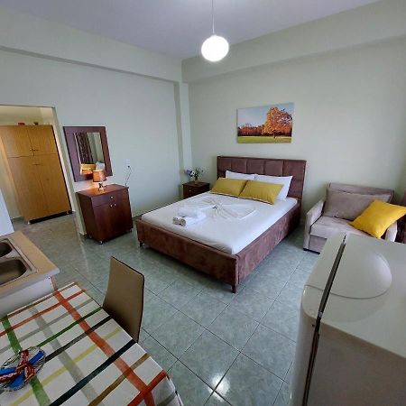 The Sun House Daire Sarandë Dış mekan fotoğraf