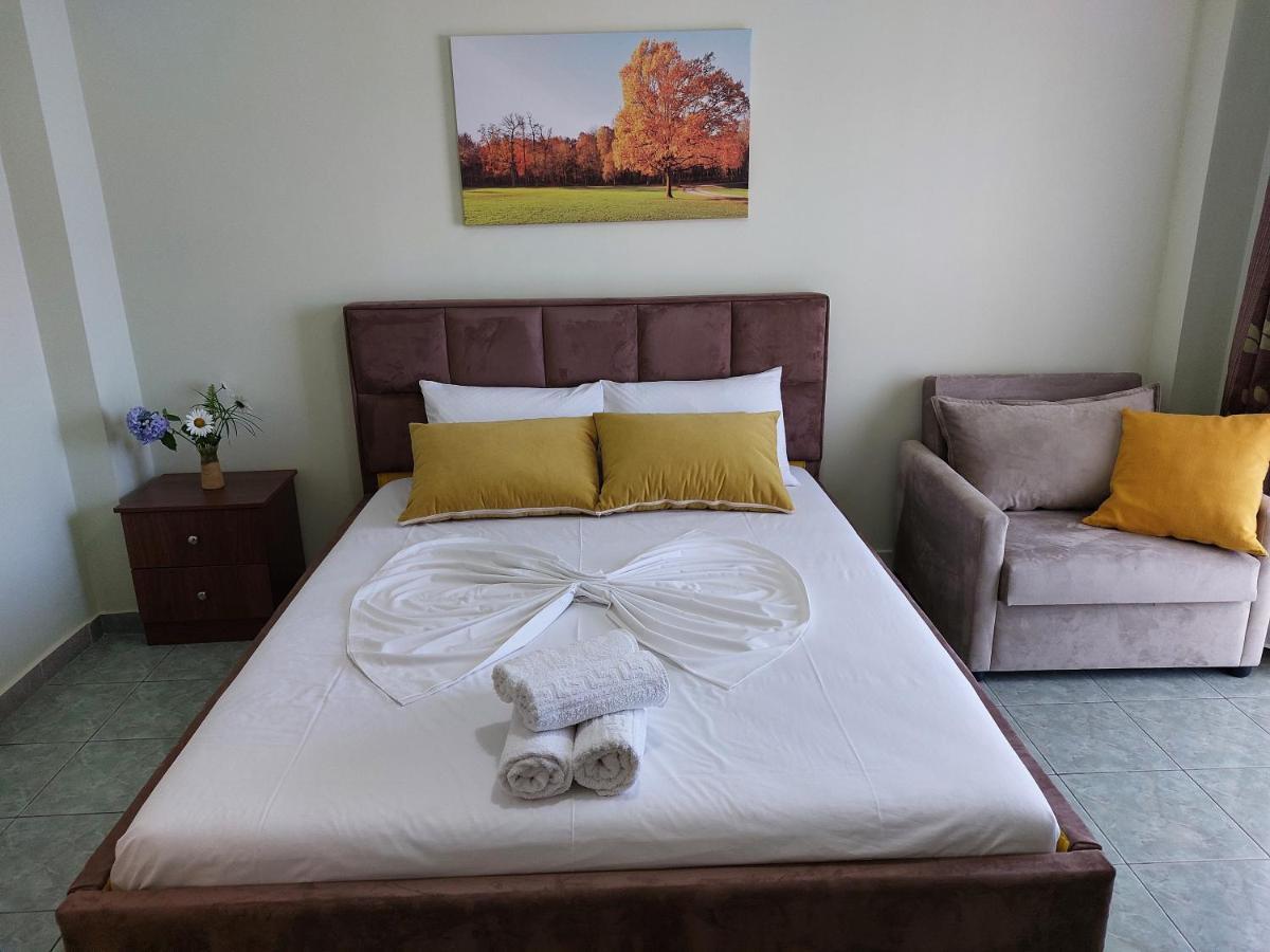 The Sun House Daire Sarandë Dış mekan fotoğraf