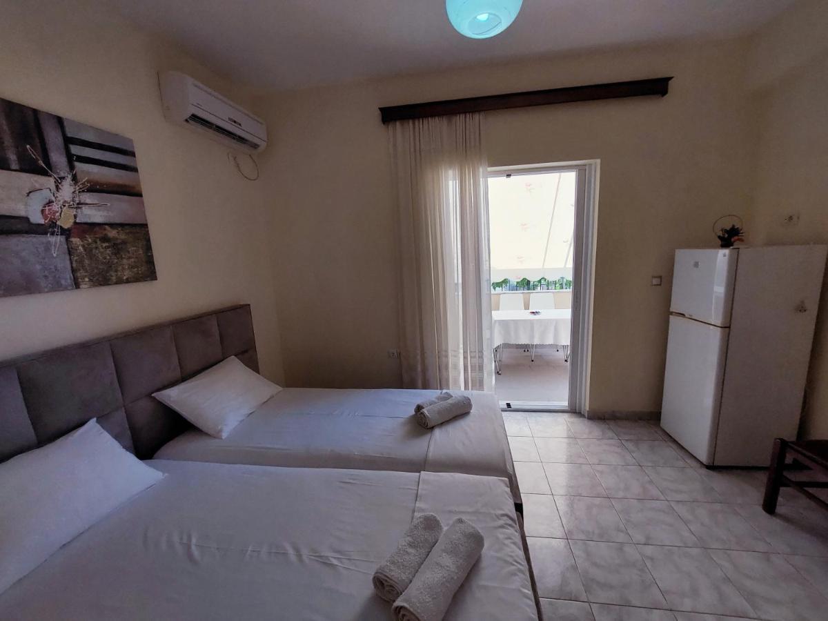 The Sun House Daire Sarandë Dış mekan fotoğraf