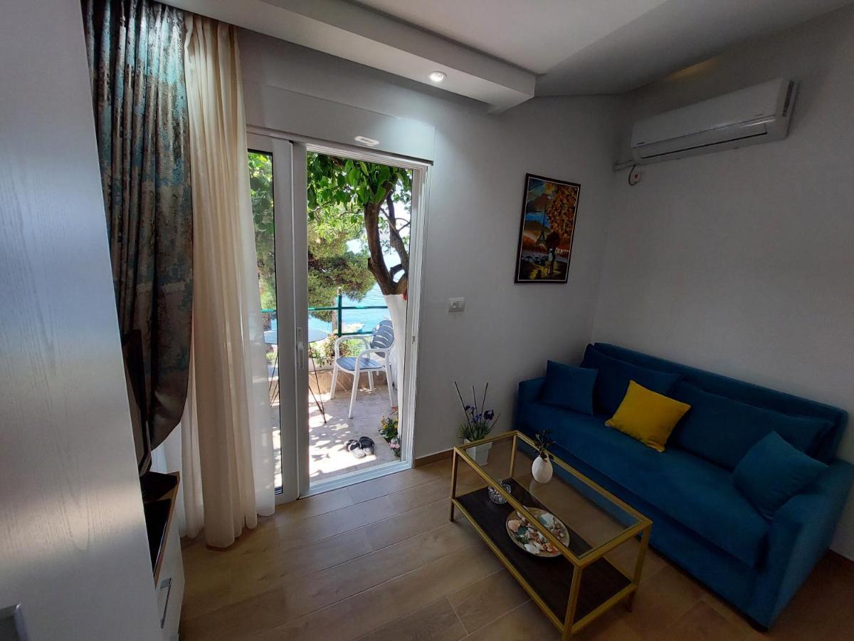 The Sun House Daire Sarandë Dış mekan fotoğraf