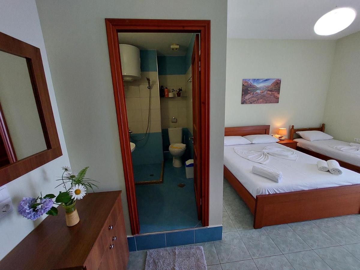 The Sun House Daire Sarandë Dış mekan fotoğraf