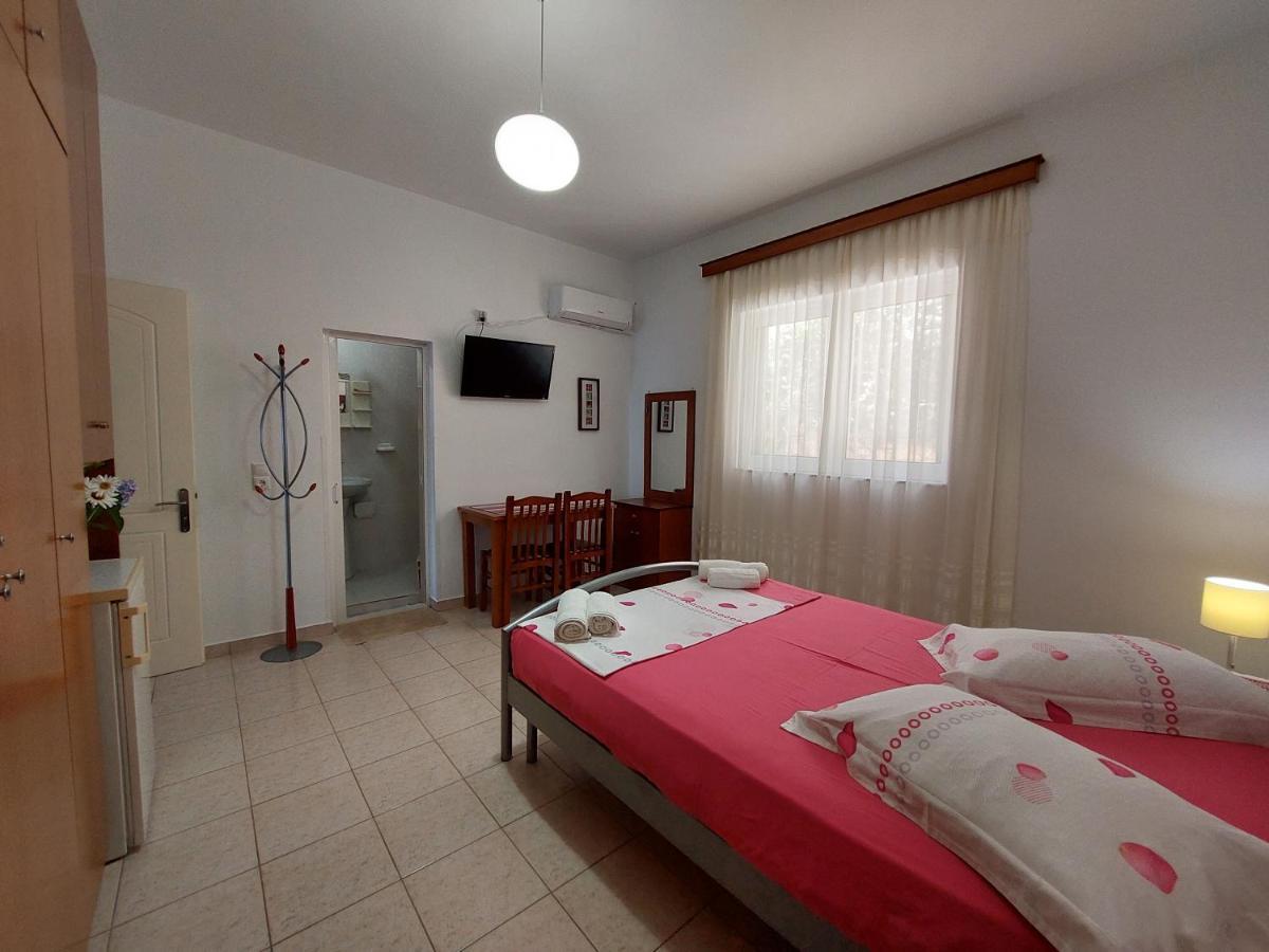 The Sun House Daire Sarandë Dış mekan fotoğraf
